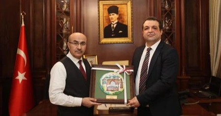 ULUDAĞ ELEKTRİK\'TEN BURSA VALİLİĞİ ZİYARETİ